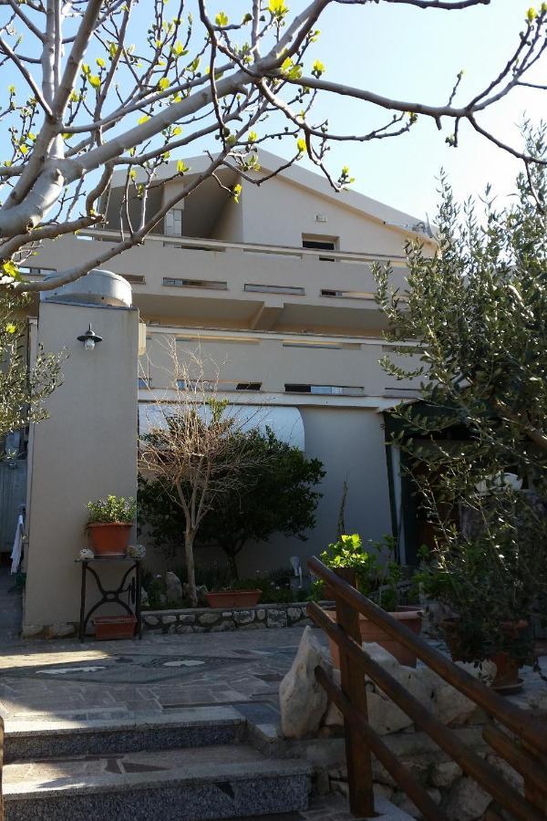 Apartments With A Parking Space Kolan, Pag - 16482 Buitenkant foto